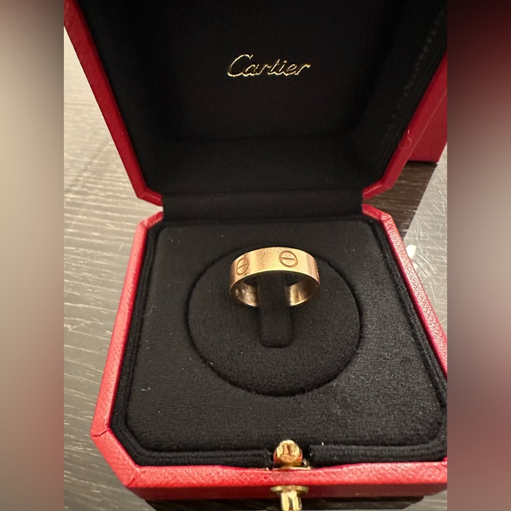 Cartier rose gold love ring